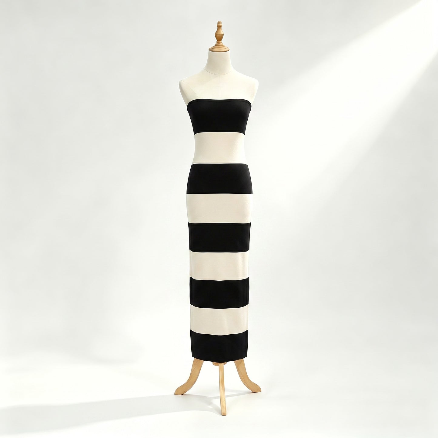 black-white-polyester-spandex-product-back-hestia-sleek
