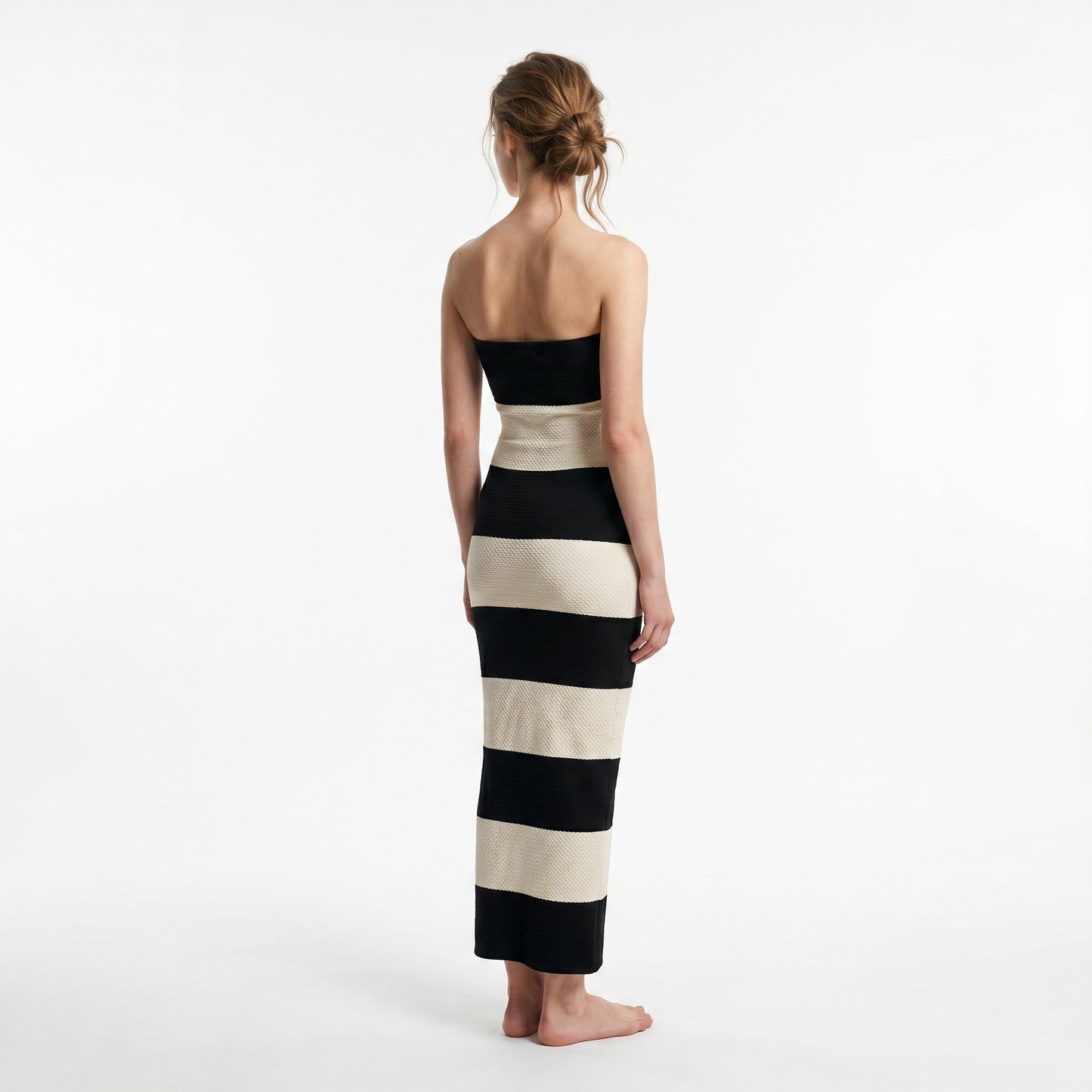 black-white-polyester-spandex-product-front-hestia-sleek