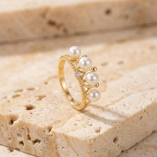 gold-pearl-ring-hero-pearlglow-laurel
