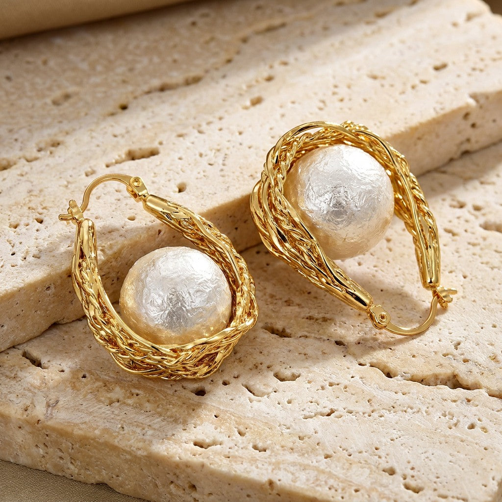 gold-plated-pearl-knot-earrings-texture-detail-luna-knot