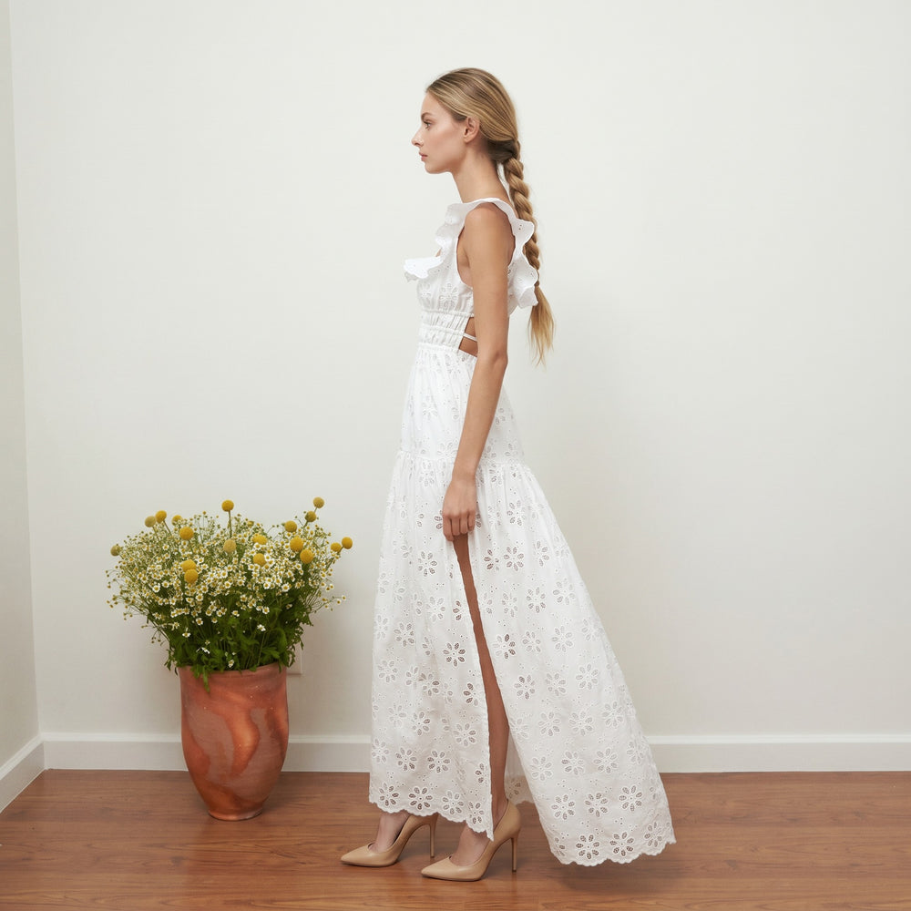 white-polyester-spandex-back-model-hebe-breeze